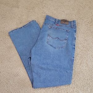 Wrangler Relaxed Boot Jeans